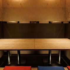 掘りごたつの完全個室。6名様～8名様用