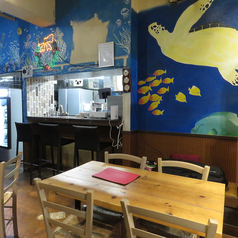 テーブル席4名掛け（2名～4名）×4