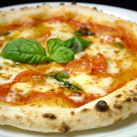 石窯焼きピッツァ