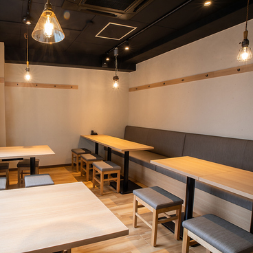 博多かわ串 高知餃子 酒場フタマタ 蒲田店の雰囲気1