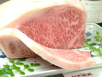 特選ロース：大黒天最高峰のお肉。ブロックから切り分けられる、上質なお肉をご堪能下さい。