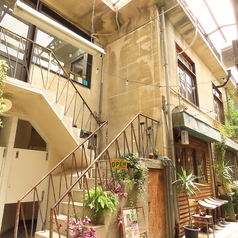 凹凸Tacos オウトツタコスの外観1