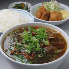 台湾ラーメン定食