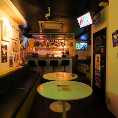 【貸切・誕生日・二次会】カラオケ&ダーツバー SEKAIDE1BAR(セカイデイチバー) 新宿の写真3
