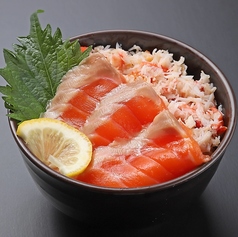 かにサーモン丼