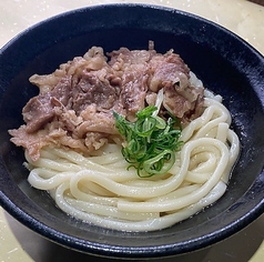 大和牛の肉うどん（温・冷）