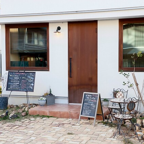 おいしい料理とお酒を楽しめるビストロ