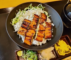 釜揚げしらすうな丼