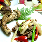 旬の食材を贅沢に使ったコースは一度食べれば病みつきに