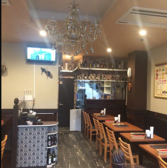美しい照明が輝くオシャレな空間でおもてなしいたします♪全席禁煙(店外に灰皿あり)の清潔な店内で、こだわりの本格料理をご満喫ください◎美味しいお酒と共にお待ちしております！