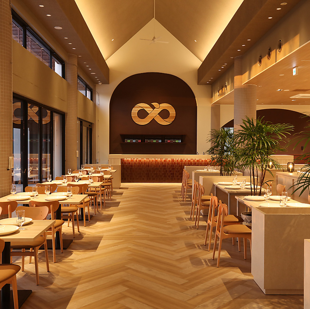 レストラン内観