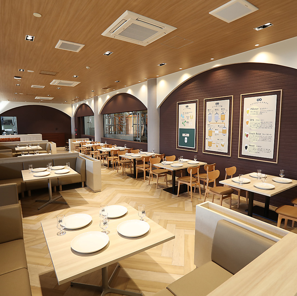 レストラン内観