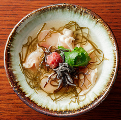 鶏ささみの湯引き梅昆布和え