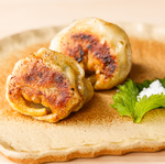 宇都宮の名物である餃子もございます。お酒のお供に最適です！