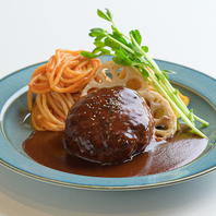 大人気メニュー！ハンバーグ◎