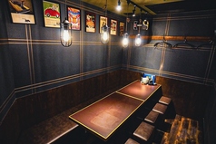 カラオケも個室でご用意があります☆ご予約で2名様からでもご利用いただけます。ご来店後でもカラオケご希望大歓迎！気軽にスタッフまで。