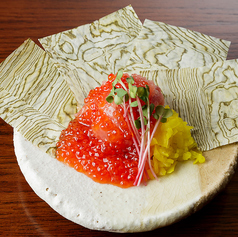 トロたくいくらおぼろ昆布巻き