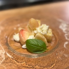 桃としょうがのカプレーゼ