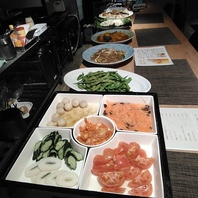 ビュッフェメニューは2500円！