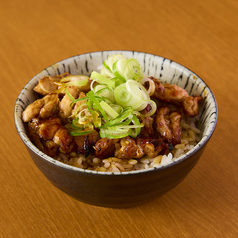 炭火焼き鳥丼