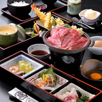 飲み放題付の各種ご宴会プランをご用意しております。料理はお1人様づつ提供で衛生面も安心。