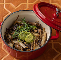 4種のキノコのソテー