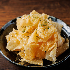 餃皮チップス(バター醤油味)
