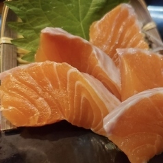 サーモン刺し