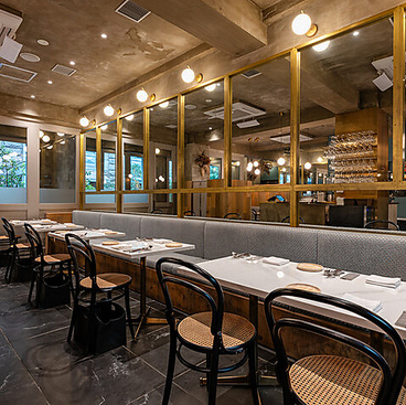 Brasserie Laiton ブラッスリー レトンの雰囲気1