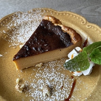 とろける食感！濃厚バスクチーズケーキ