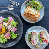 7:00から食べられる朝食