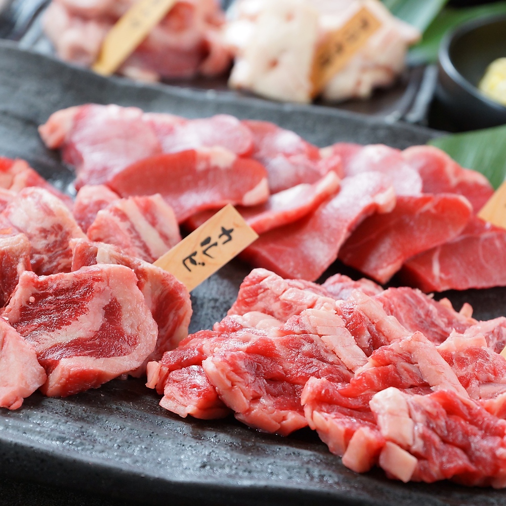 安全で良質の牛肉を皆様に楽しんで頂けるよう、原産/流通にこだわり安心を提供致します。