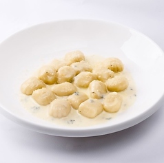 じゃがいものニョッキ ゴルゴンゾーラクリームソース