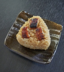 うなおにぎり