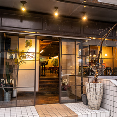 イタリアンバル AIRIS 【アイリス】の外観1