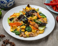 豚肉ときくらげ、玉子炒め