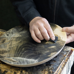 料理を引き立たせる食器には、富山の職人の皆様によって丁寧に作られた伝統工芸品を使用