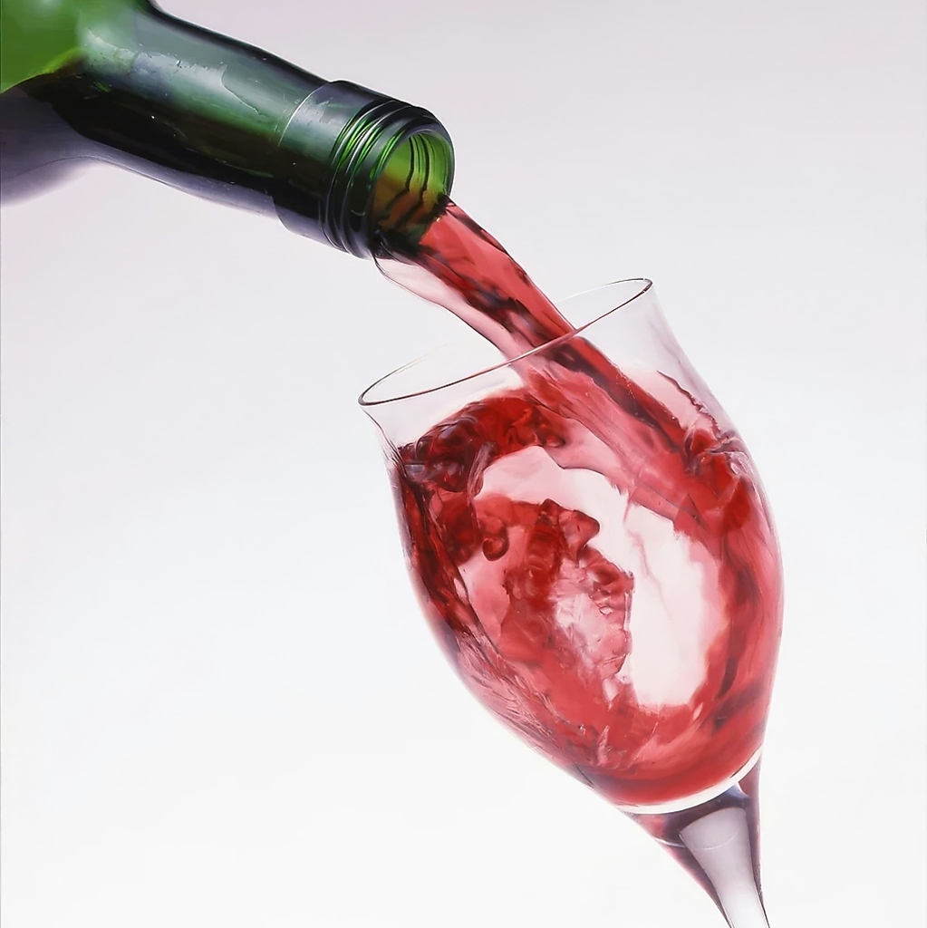 寒い季節に心まで温まる、ホットワインやホットウイスキーをあわせていただく牡蠣の味わいは格別です