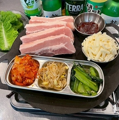 【スタッフのオススメ】チーズサムギョプサルセット(1人前)