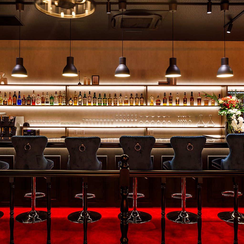 香椎照葉の生演奏が聞けるダイニングバー◎