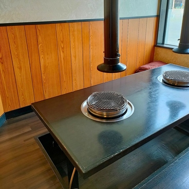 焼肉ロードの雰囲気1