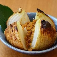 まるごと玉葱オーブン焼き 鶏そぼろ掛け