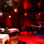 香椎照葉の生演奏が聞けるダイニングバー◎