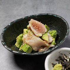 アボタタ（アボカド×鶏刺し）