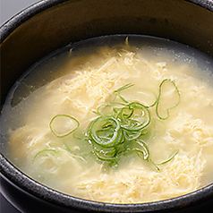 たまごスープ/ワカメスープ 各