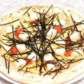 料理メニュー写真&nbsp;明太子クリームと餅の和風ピザ
