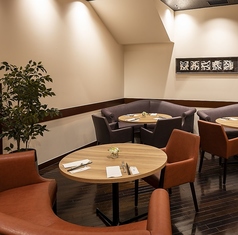 雰囲気の良いお席はデートや女子会などに◎是非、ご利用ください。