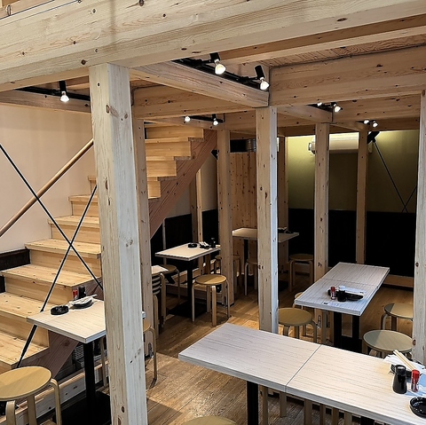 街角酒場 牛べぇ