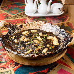 黒のイカ墨麻婆豆腐