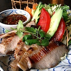 トントロ(コームーヤーン）